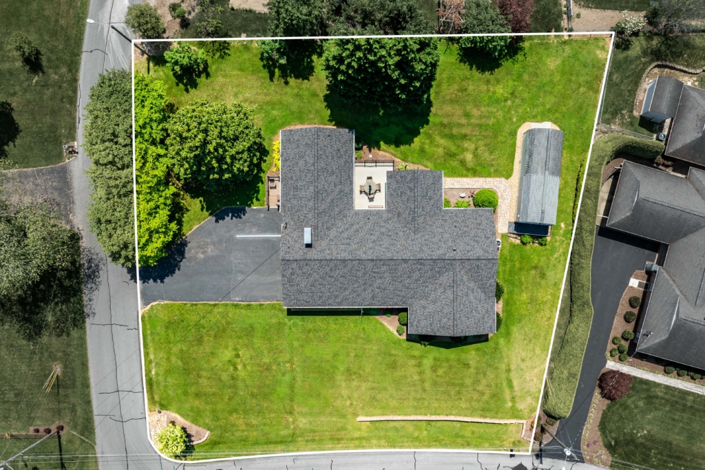 408 Garmon Dr (1 of 83)