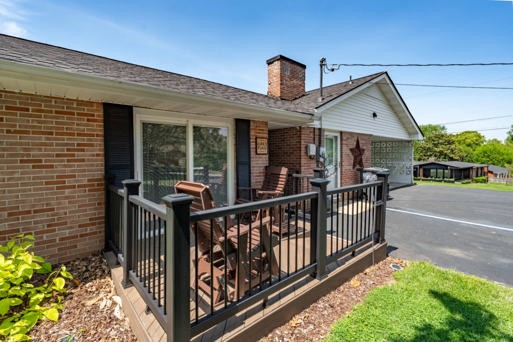 408 Garmon Dr (35 of 83)